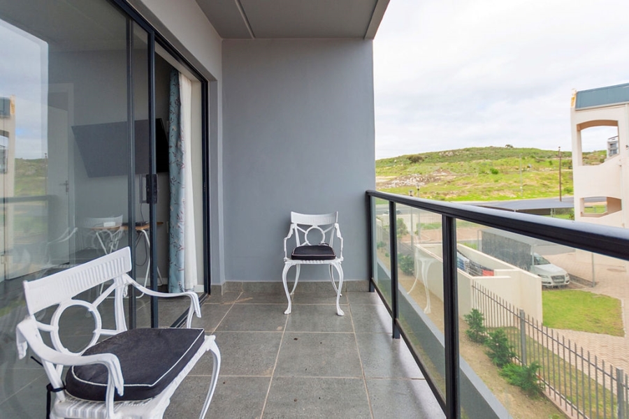 To Let 1 Bedroom Property for Rent in Mykonos Western Cape